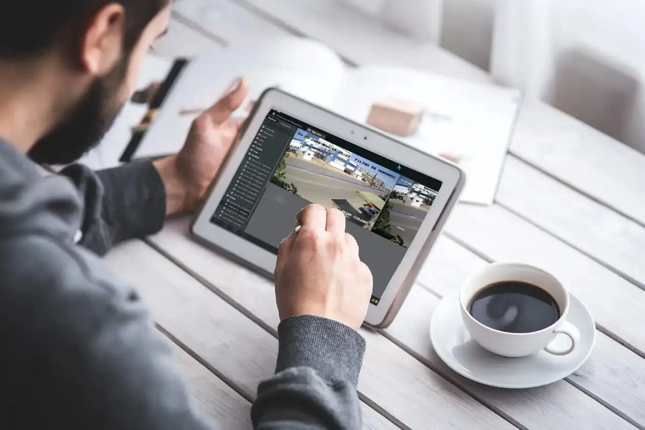 Monitoreo en tiempo real con cámaras de seguridad